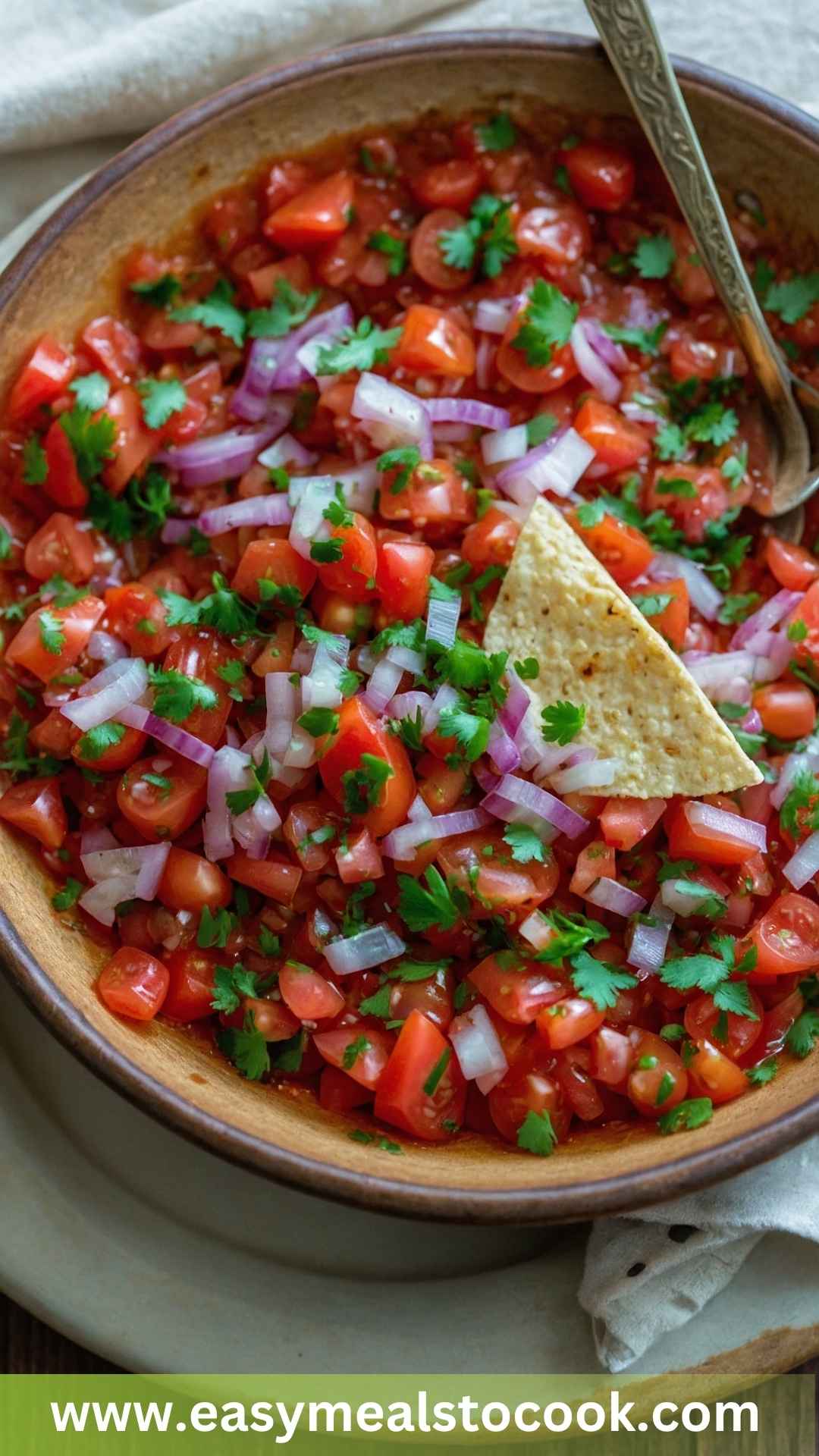 Fresh Salsa Copycat Recipe (Pico de Gallo) Fresh Salsa Copycat Recipe (Pico de Gallo)